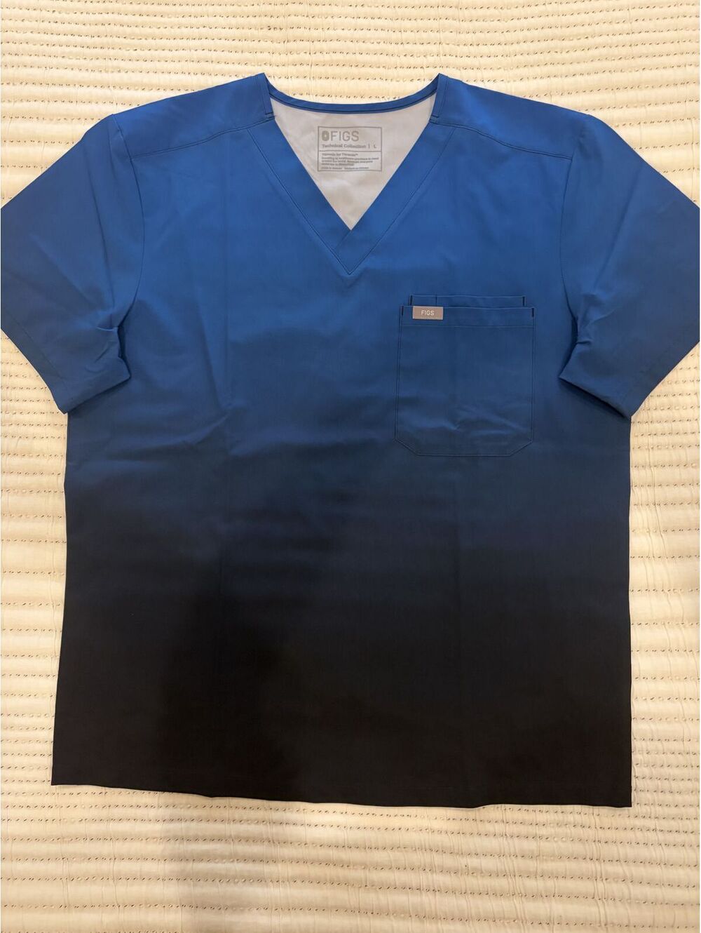 Mens FIGS Black Blue Ombre Scrub Top, size L